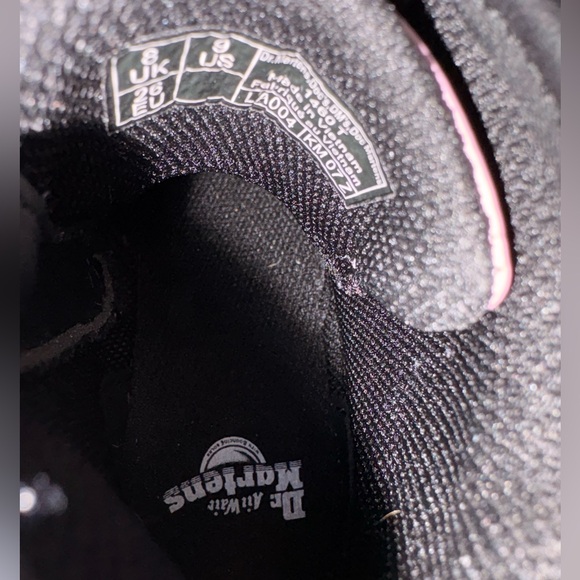 Toddler Girl Dr. Martens Boots - Picture 7 of 7